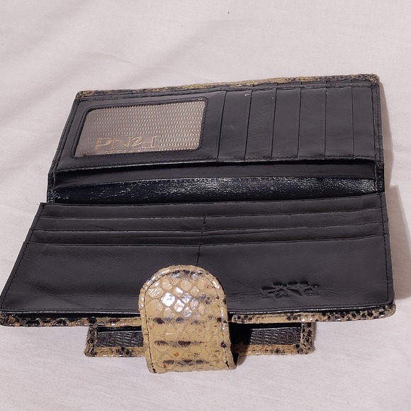 The Find Wallet Python Pattern Leather Wallet Snap Closure - Picture 8 of 16